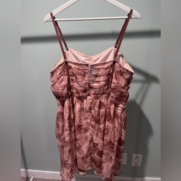 Venus Blush Mini Paisley Dress - Picture 4 of 5